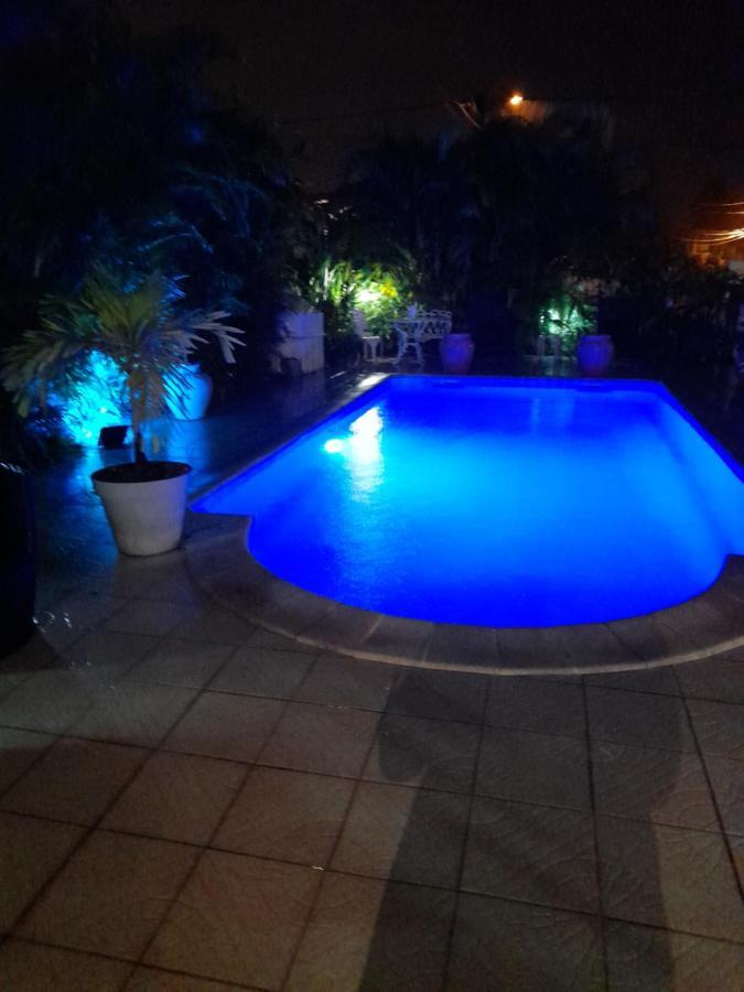 르 라망탱 Coquet F2 Climatise Avec Piscine Au Lamentin 아파트 외부 사진